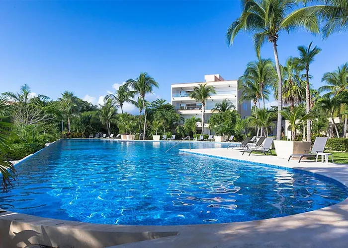 High-end Waterfront At Secrets Waters Puerto Aventuras