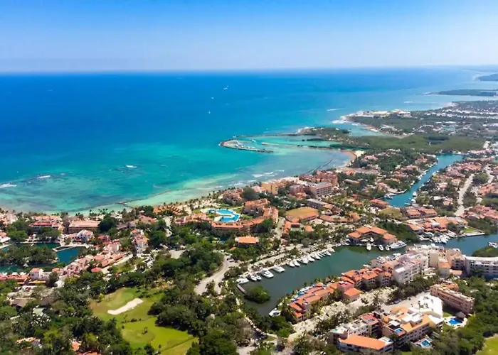 High-end Waterfront At Secrets Waters Puerto Aventuras