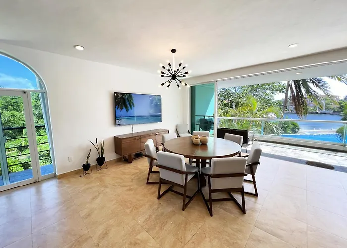High-end Waterfront At Secrets Waters *