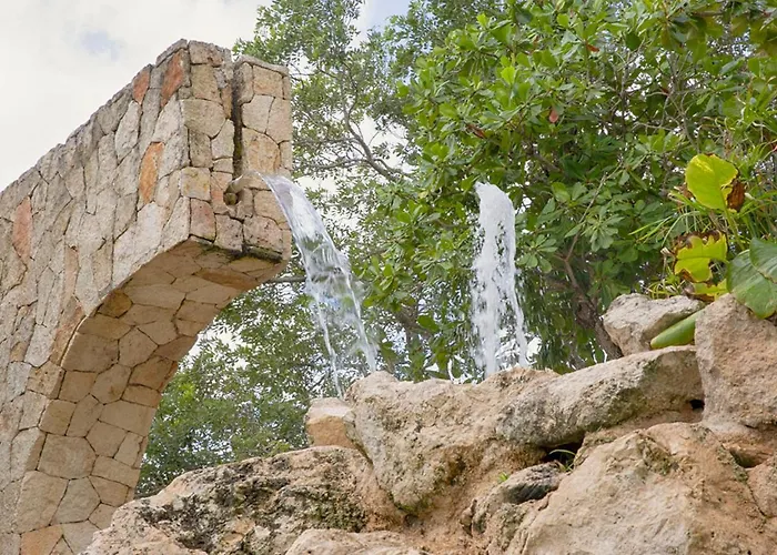 High-end Waterfront At Secrets Waters Puerto Aventuras